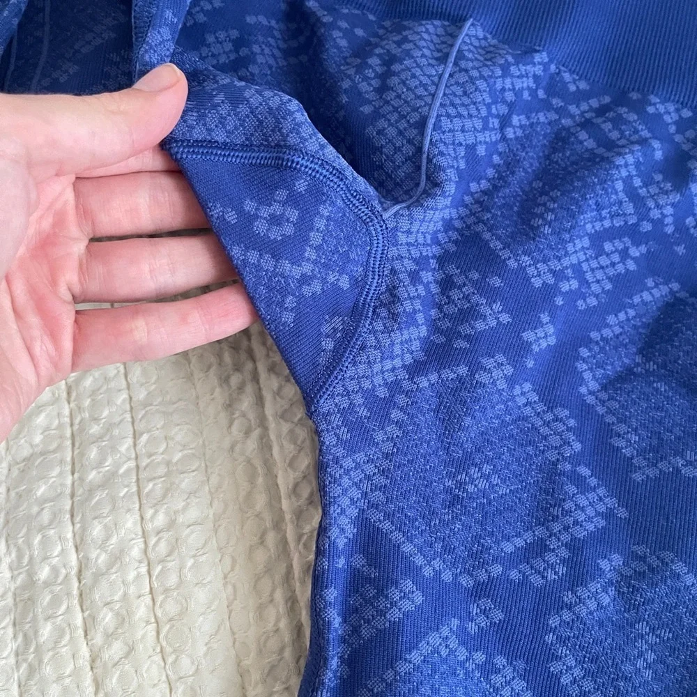 Lululemon Ebb To Street Pants Womens Heather Sapphire Blue Seamless Snakeskin
